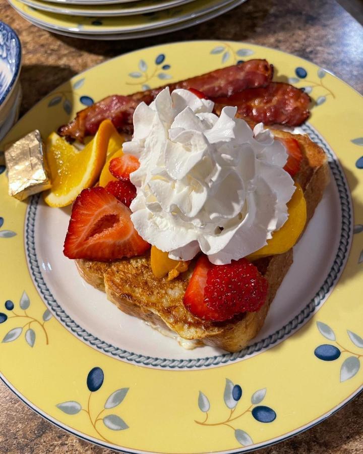 Blueberry Fields Bed & Breakfast Jefferson 外观 照片